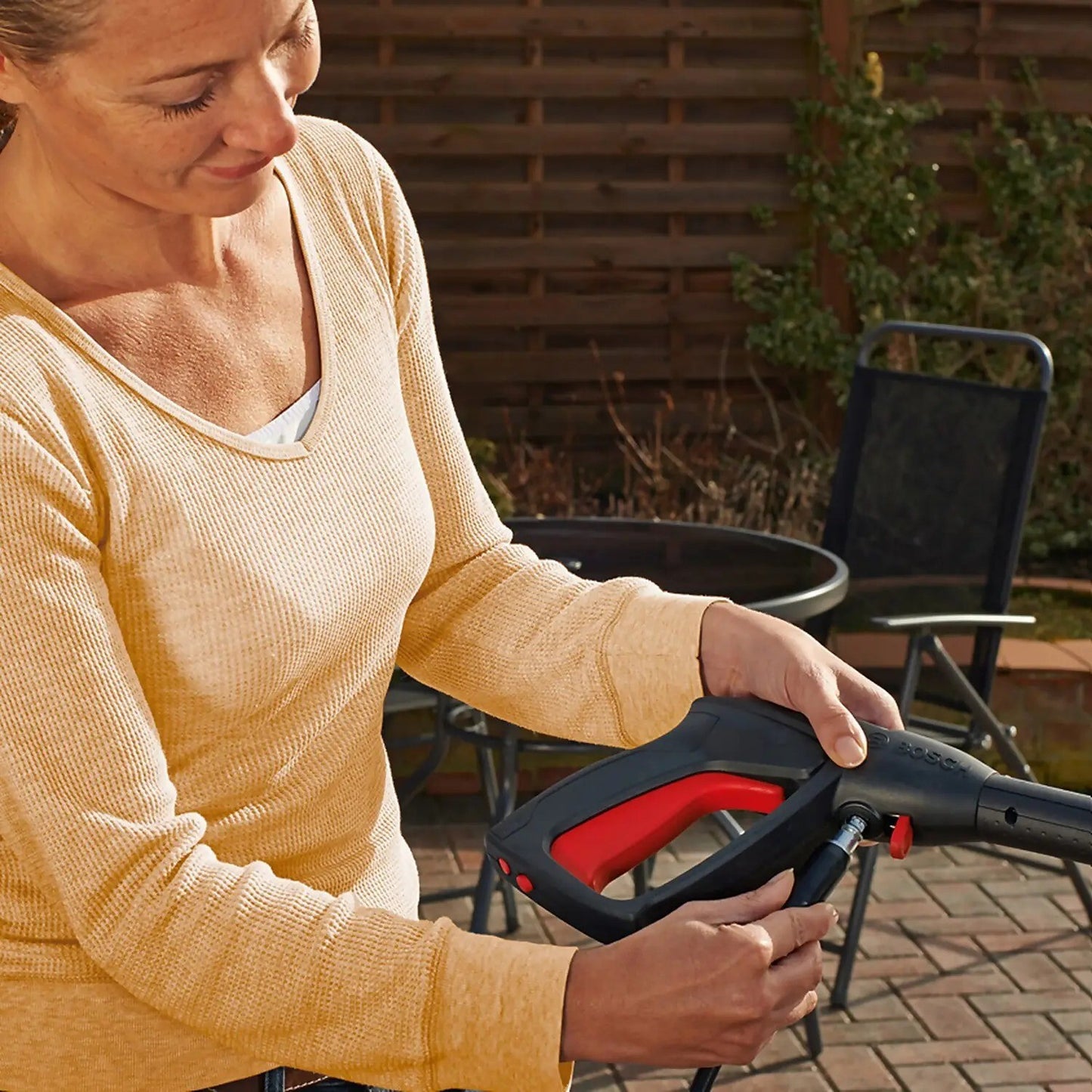 Bosch Pressure Washer EasyAquatak 100 Long Lance (1100 W, 3 m hose, Max 330 l/h)